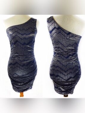*NWT* DAZZLE them in this B-Too dress!